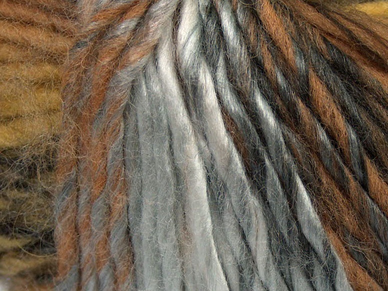 Acacia Yarns Aurora Yarn in Colorway 005