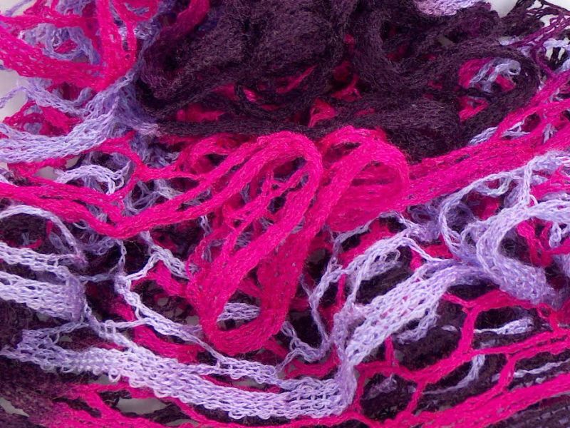 Acacia Yarns Flamenco Yarn in Colorway 004