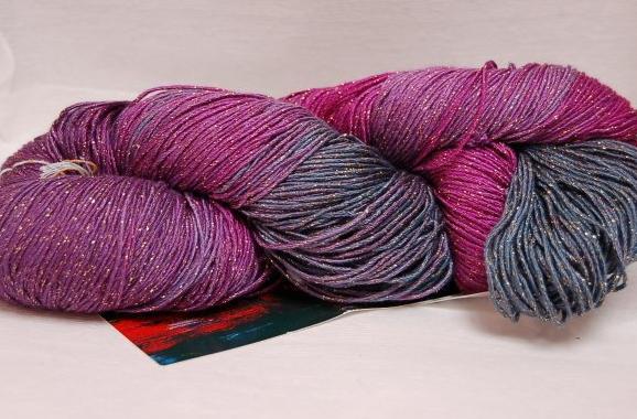 Blue Heron Rayon Metallic Yarn - Iris