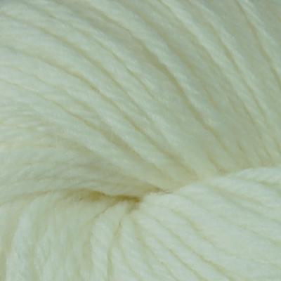 Cascade 220 Yarn 8505 - White Cascade 220 Yarn 8505 - White