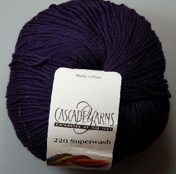 Cascade 220 Superwash Yarn  803 Royal Purple