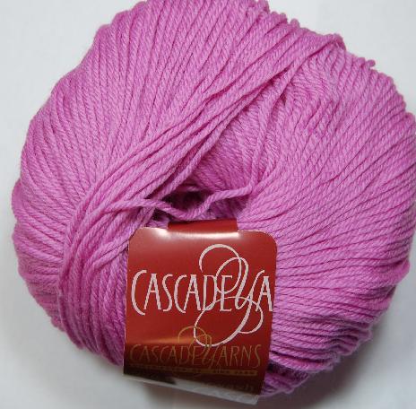 Cascade 220 Superwash Yarn  806 Lilac