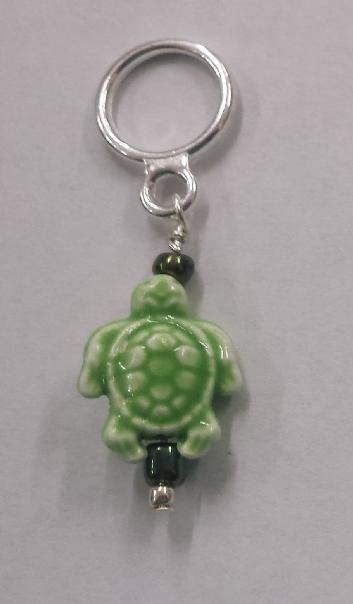 Creative Fiber Artists Individual Stitch Ring Marker - Green Turtle
