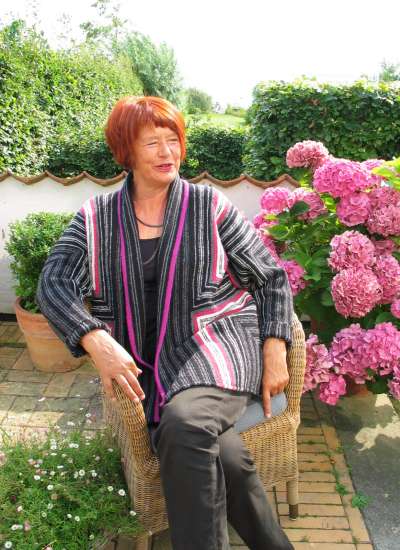 Harrisville Designs Vivian Hoxboro Harrisville Jacket Kit 01