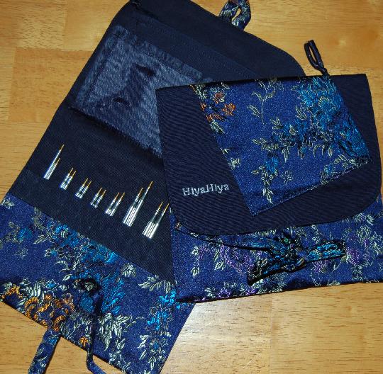 HiyaHiya Interchangeable Steel Knitting Needle Set - Small in Colorway Blue