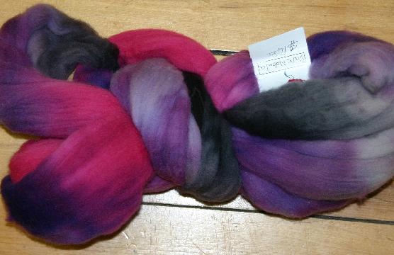 Ivy Brambles Merino 4oz Roving - Dark Nebula