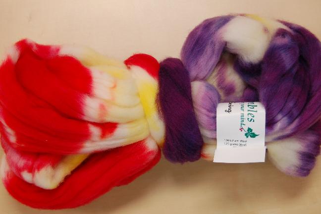 Ivy Brambles Merino 4oz Roving - Easter Egg