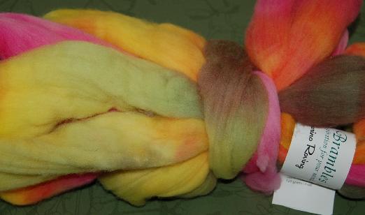 Ivy Brambles Merino 4oz Roving - Impatiens