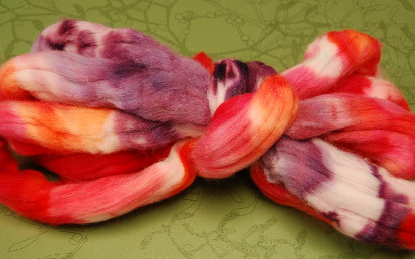 Ivy Brambles Merino 4oz Roving - Petals