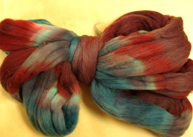 Ivy Brambles Merino 4oz Roving - Red Tide