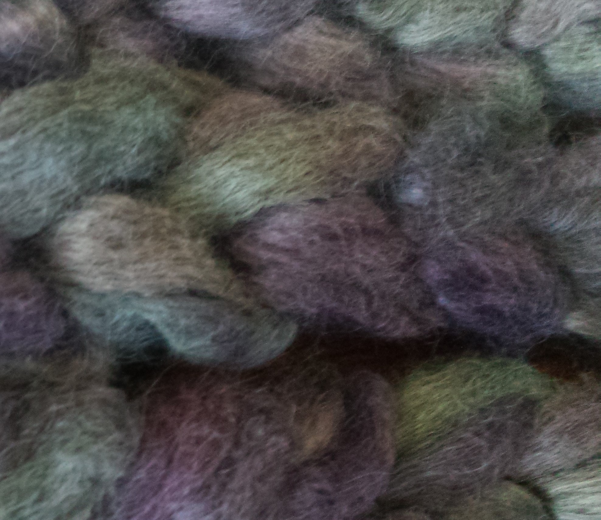 Bewitching Fibers Hand Dyed Gotland Lambswool Combed Top - 3.5 oz - Vineyard Bewitching Fibers Hand Dyed Gotland Lambswool Combed Top - 3.5 oz - Vineyard