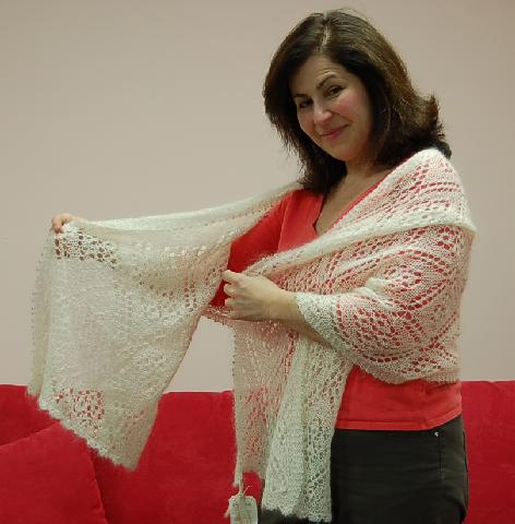 Jocre Arts Rose Trellis White Rectangular Lace Shawl