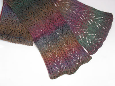 Jojoland Christmas Wreath Scarf Pattern #ms27-01