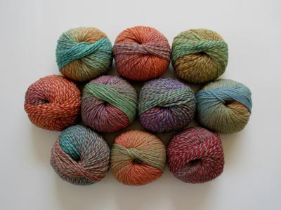 Jojoland Rhythm Worsted Yarn #19 Red, Green, Ye...