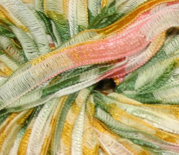 Laines Du Nord Zahir Ribbon Yarn 4010 Green Lem...