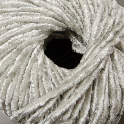 Muench Touch Me Yarn  3625 Light Grey