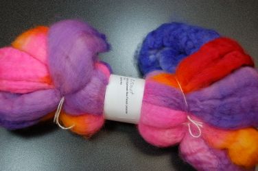 Sereknity 100% Superwash Blue Faced Leicester Top Roving 4-oz - Kismet