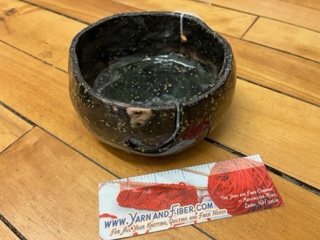 Yarn Bowl - Artisan Ceramic Yarn Bowl for Knitting with Friends - CYB02 Yarn Bowl - Artisan Ceramic Yarn Bowl for Knitting with Friends - CYB02