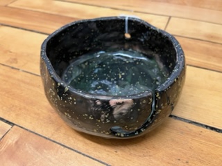 Yarn Bowl - Artisan Ceramic Yarn Bowl for Knitting with Friends - CYB02 Yarn Bowl - Artisan Ceramic Yarn Bowl for Knitting with Friends - CYB02