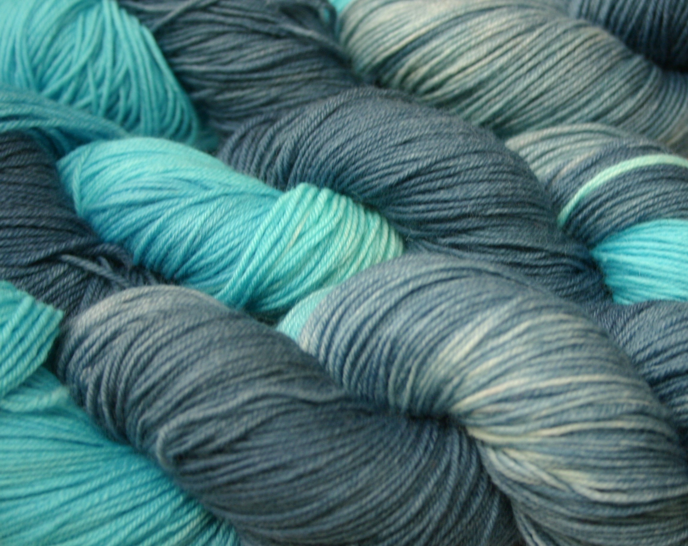 Bewitching Fibers Superwash Merino Fingering - Atoll