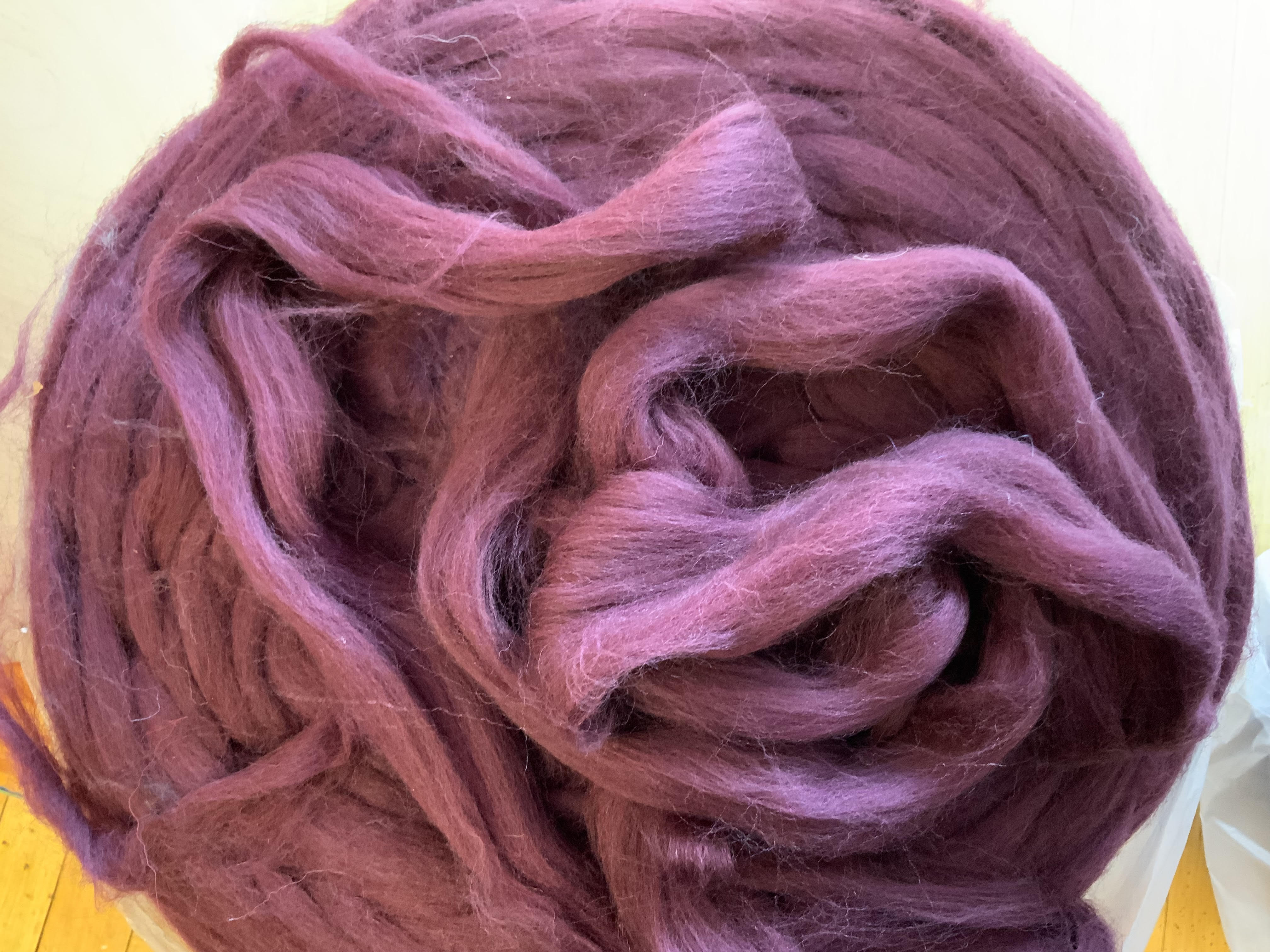 100% Corriedale Wool Dyed Top - 4 oz (115 g) - Burgundy