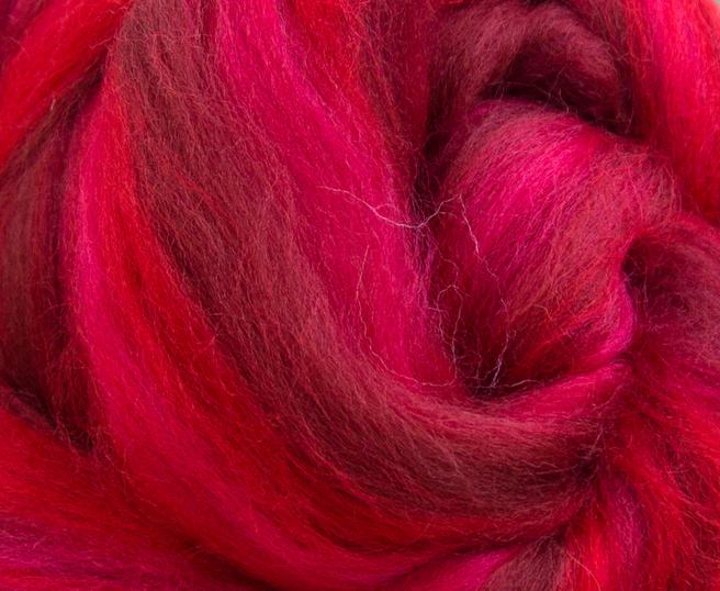 23 Micron Superfine Dyed Merino Combed Top - 115 g (4.0 oz) - Lipstick