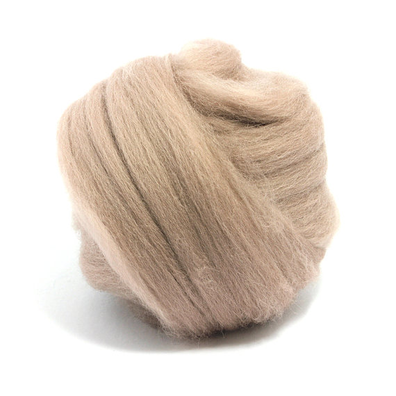 23 Micron Superfine Dyed Merino Combed Top - 115 g (4.0 oz) - Sand 97