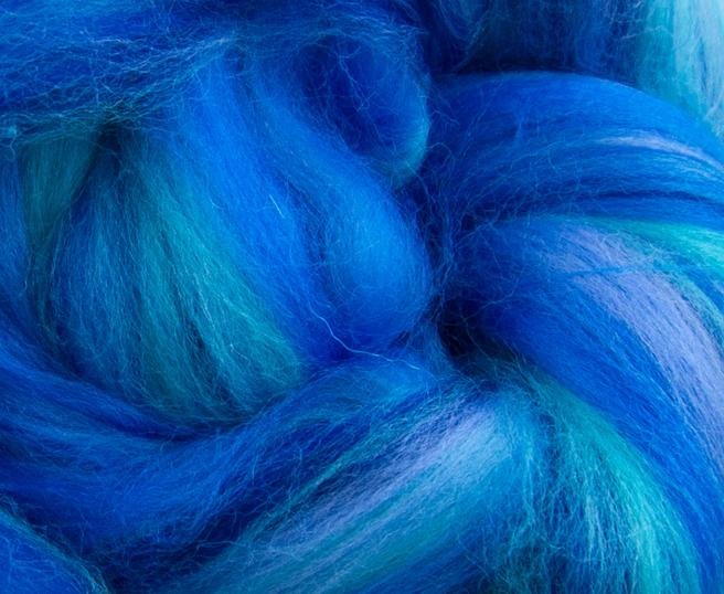 23 Micron Superfine Dyed Merino Combed Top - 115 g (4.0 oz) - Whirlpool