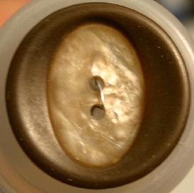 #89004200 30 mm ( 1 1/4 inch) Fashion Button - Tan