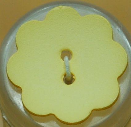 #2554 Yellow 7/8 inch Novelty Button