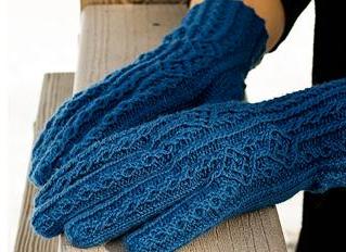 La Borgia Gloves Pattern by Alison Green Will