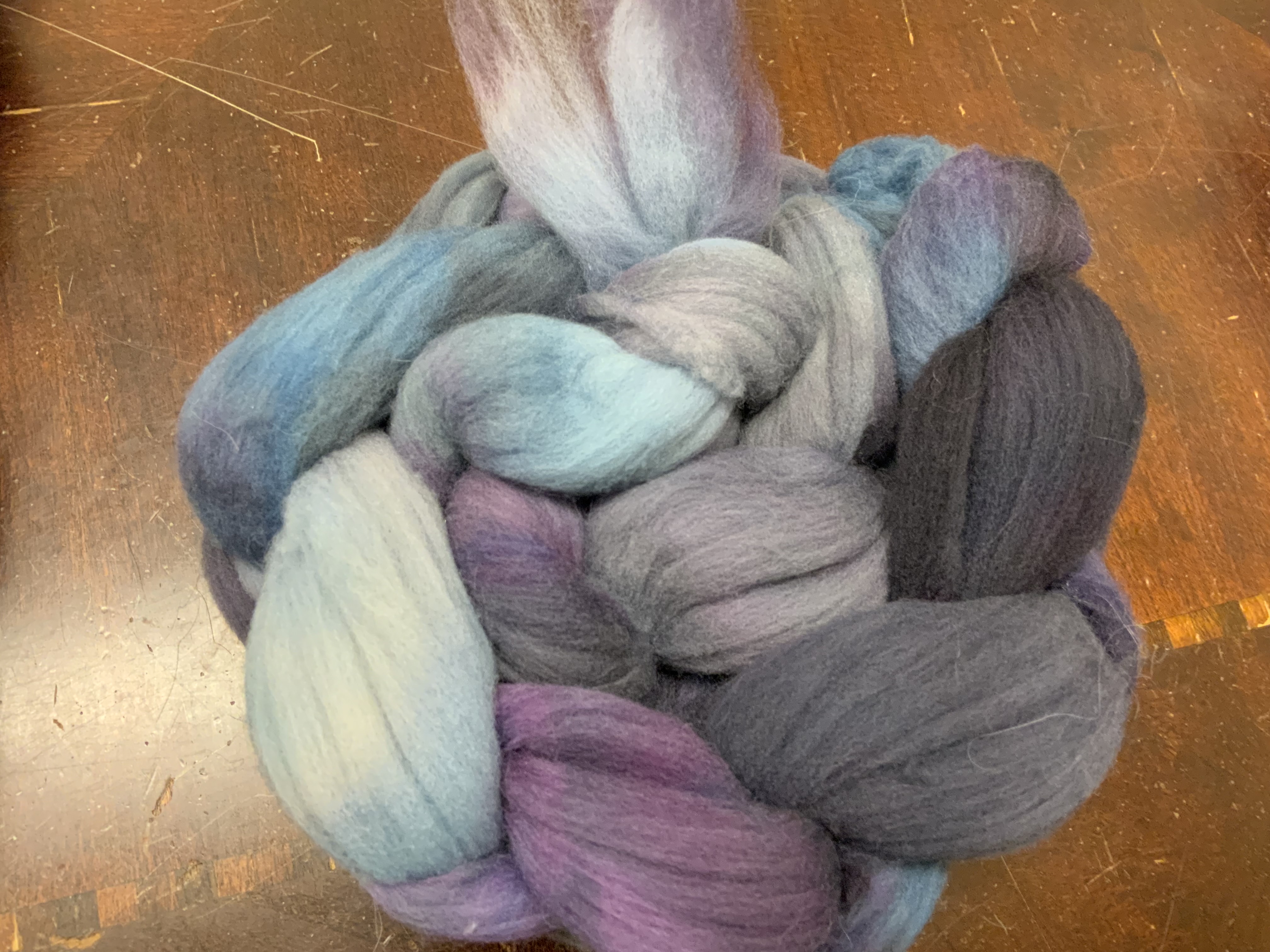 Rambouillet Hand Dyed Top - 115 g (4.0 oz) - Hydrangea