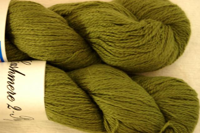 Ivy Brambles Cashmere 2-Ply Yarn - 18 Moss Green