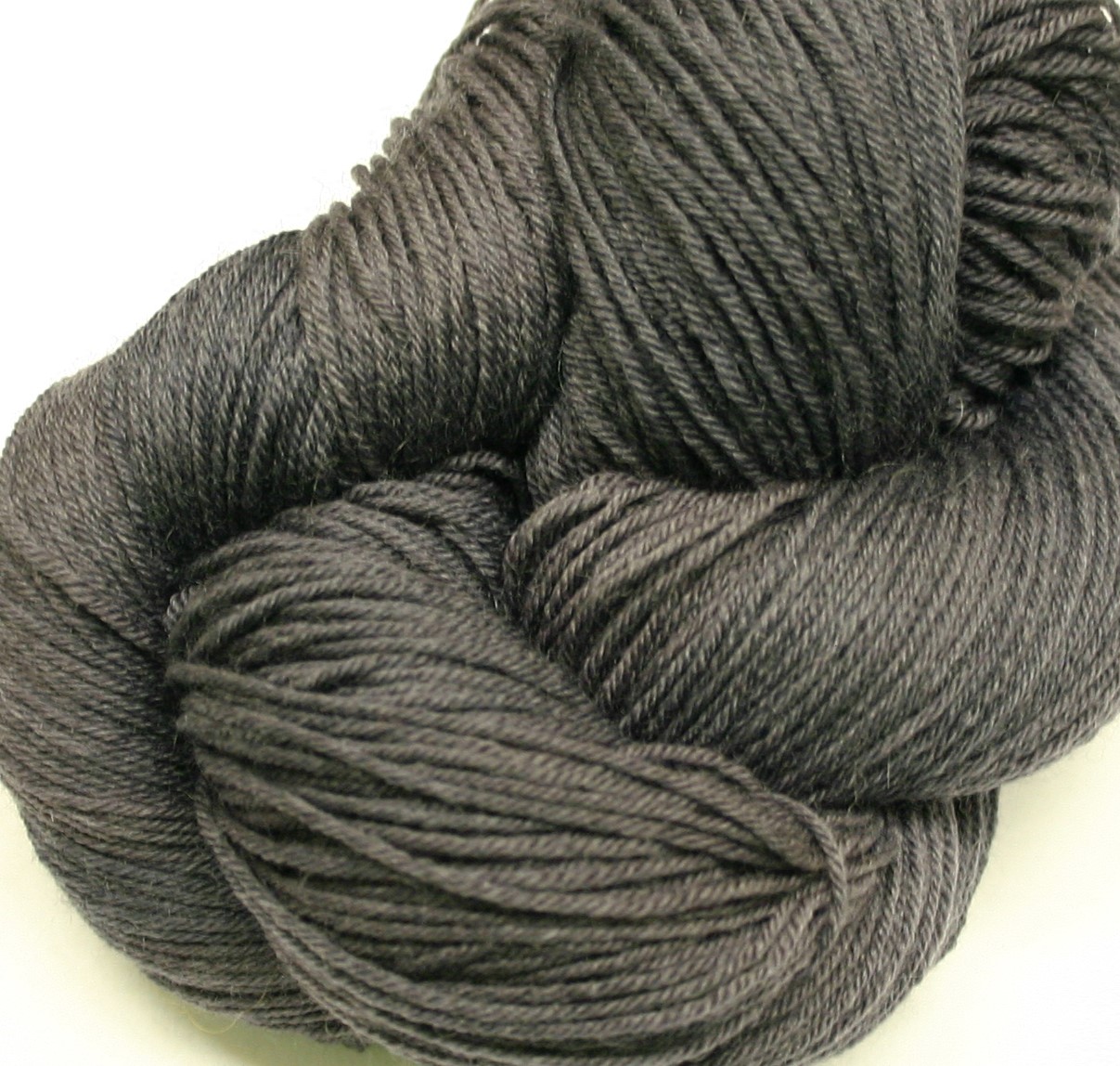 Ivy Brambles Enrapture Yarn - 130 Elegant Black