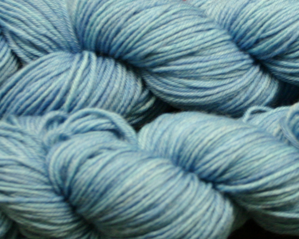 Ivy Brambles Enrapture Light Yarn - 107 Bluebell Woods