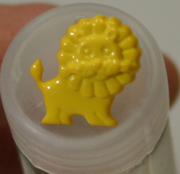#1805 1/2 inch Lion Button