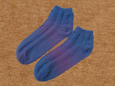 Jojoland Purple Tang Sock Pattern #p-sock-y20-01