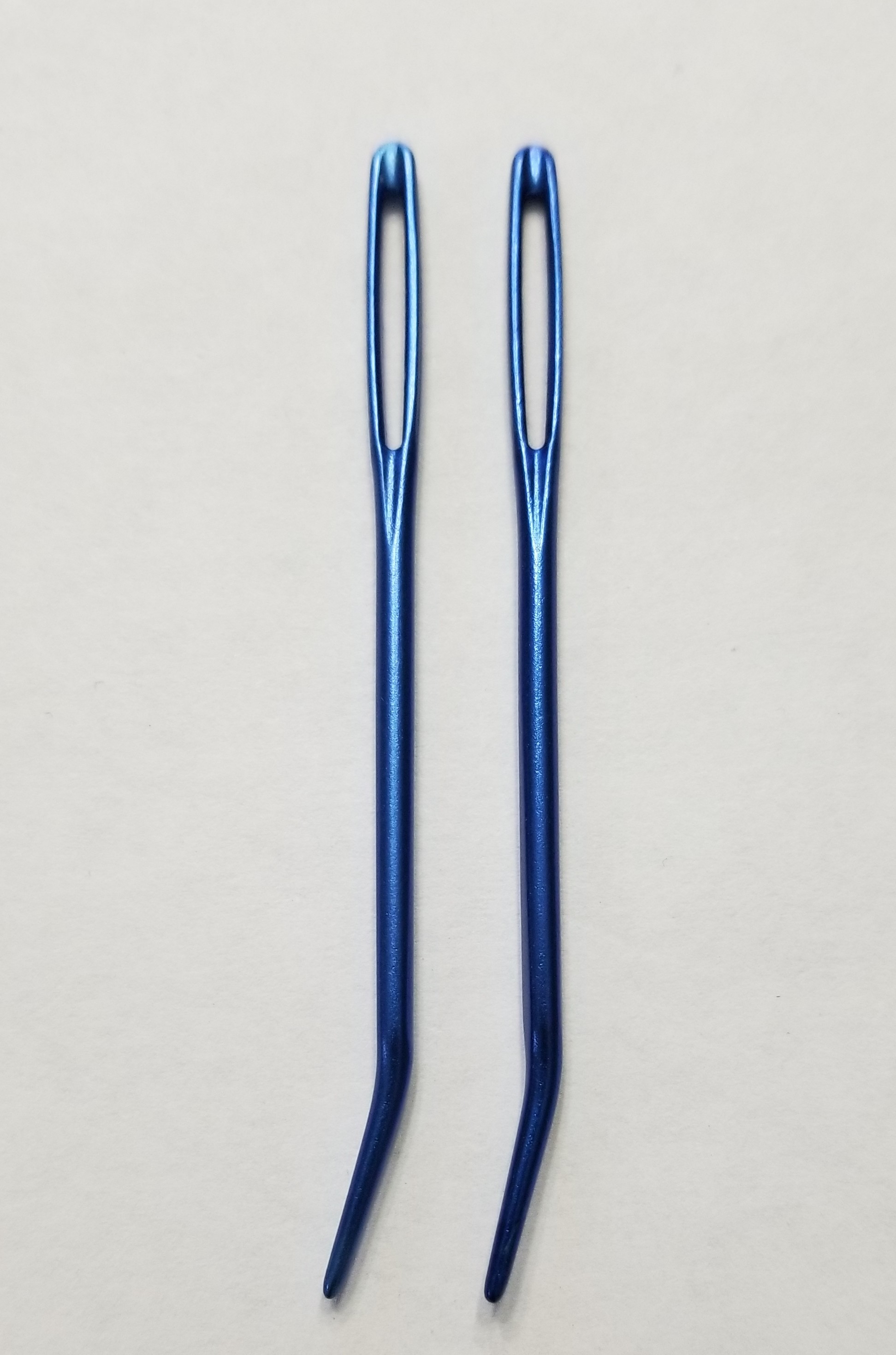 Jumbo Bent Tip Tapestry Needles - Blue