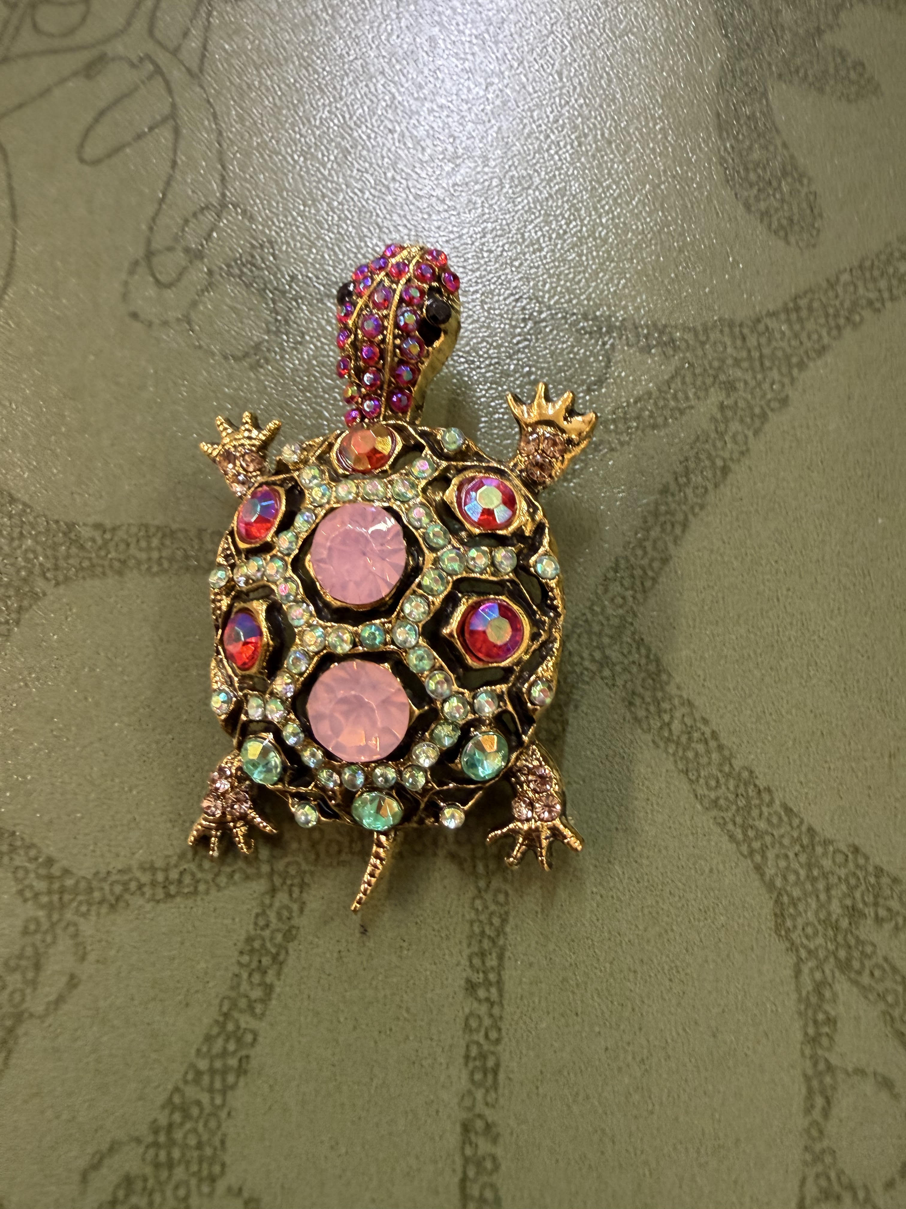 Rhinestone Brooch - Turtle Pink