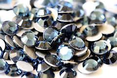 Swarovski Crystal Rhinestones 20ss Flatback in Montana