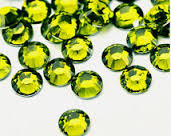 Swarovski Crystal Rhinestones 30ss Flatback in Olivine