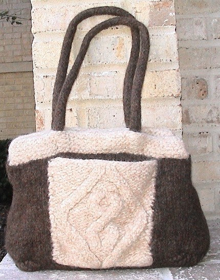 She Knits Melly Bag Pattern by Sharon Dreifuss