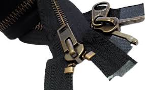 18.5 inch (47 cm) - YKK Jacket Two Way Open Ended Separating Zipper - Black w Brass Teeth